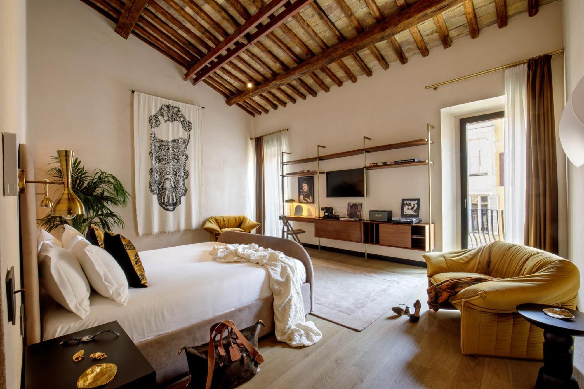 Daplace - Palazzo Serpe Suites Near Colosseum — Photos 2